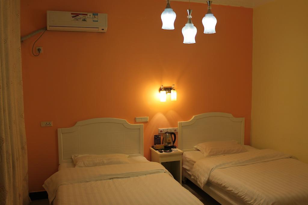Yangshuo Romantic Inn Яншуо Екстер'єр фото