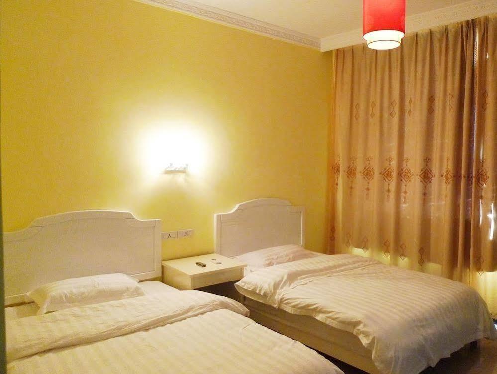 Yangshuo Romantic Inn Яншуо Екстер'єр фото
