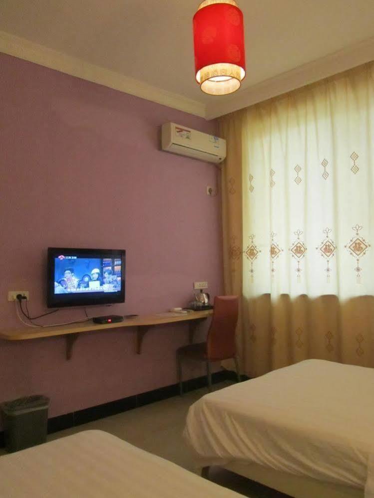 Yangshuo Romantic Inn Яншуо Екстер'єр фото