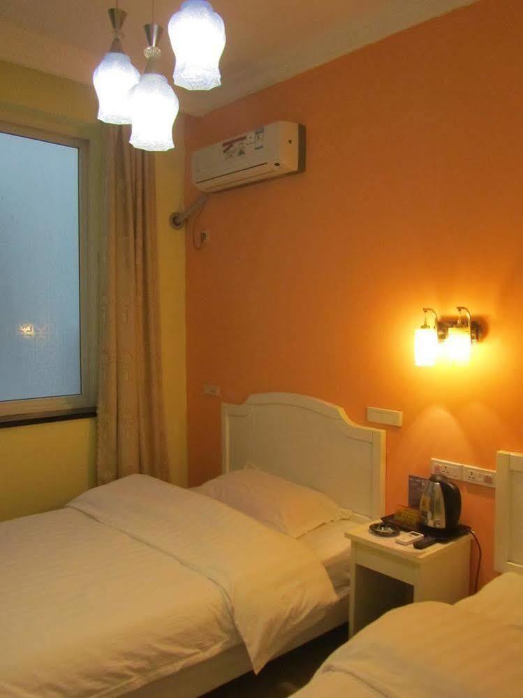 Yangshuo Romantic Inn Яншуо Екстер'єр фото