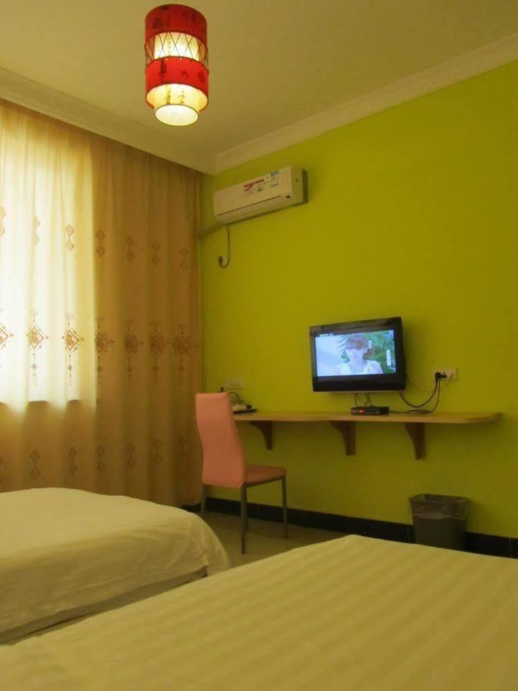 Yangshuo Romantic Inn Яншуо Екстер'єр фото