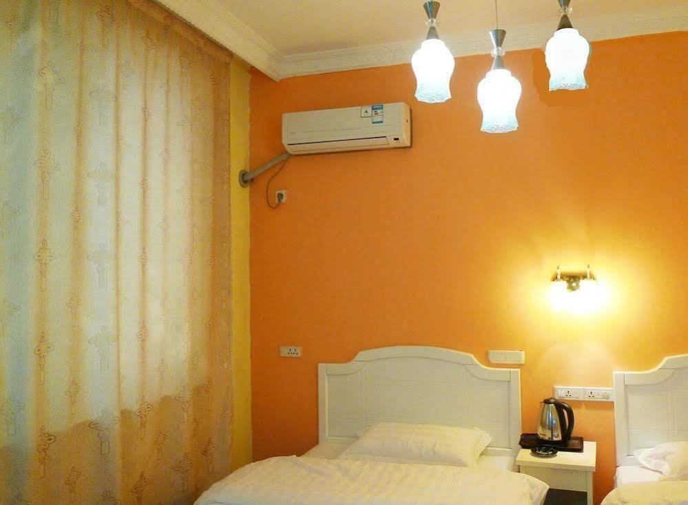 Yangshuo Romantic Inn Яншуо Екстер'єр фото
